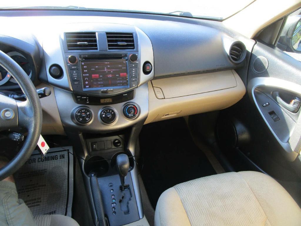 2011 Toyota Rav4 Image 14