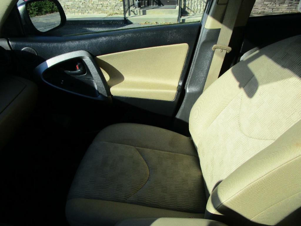 2011 Toyota Rav4 Image 19