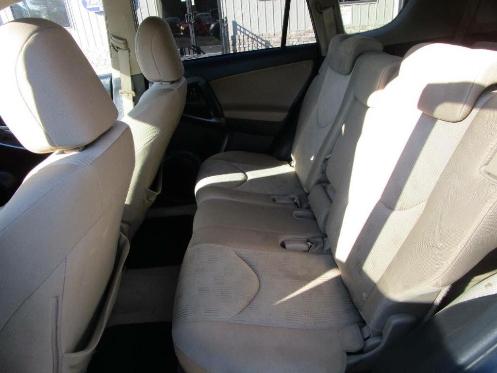 2011 Toyota Rav4 Image 21