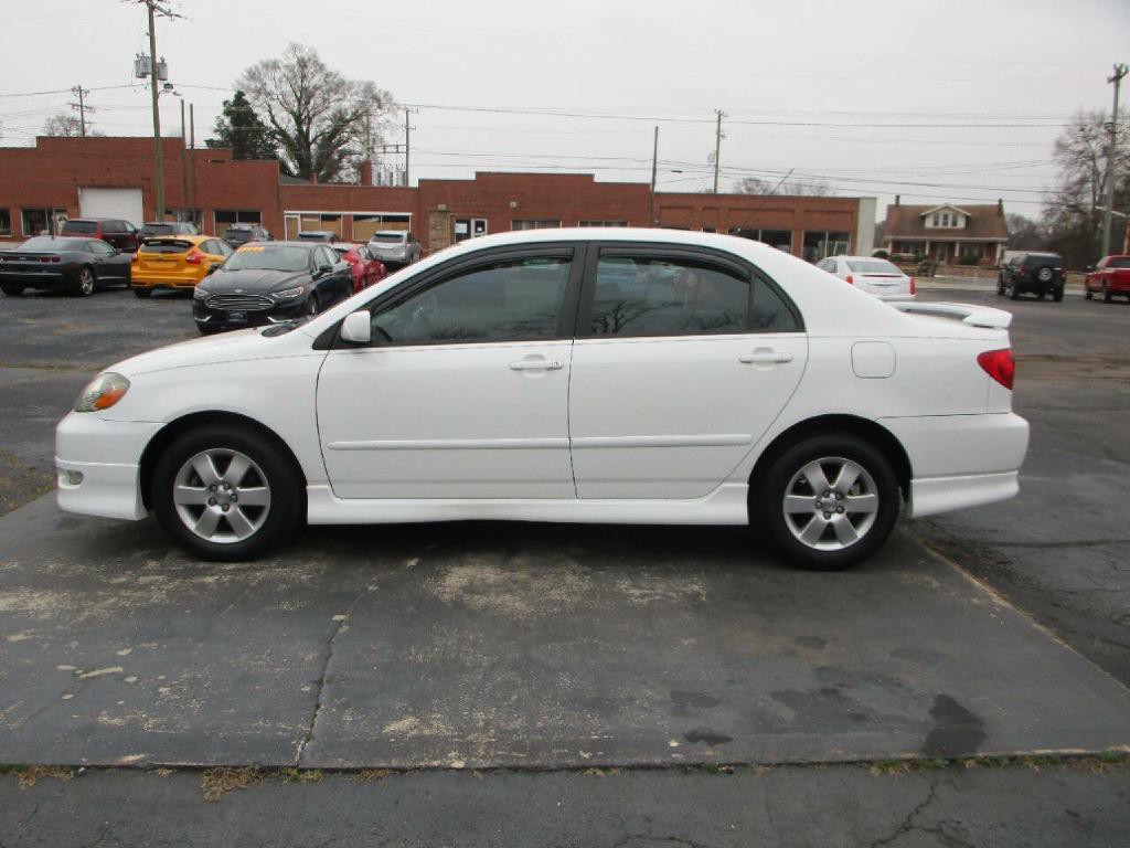 2007 Toyota Corolla Image 1
