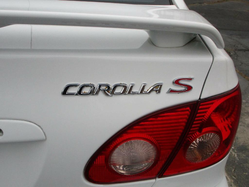 2007 Toyota Corolla Image 8
