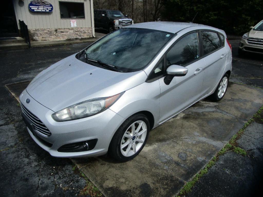 2016 Ford Fiesta Image 2
