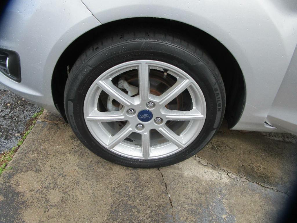 2016 Ford Fiesta Image 21