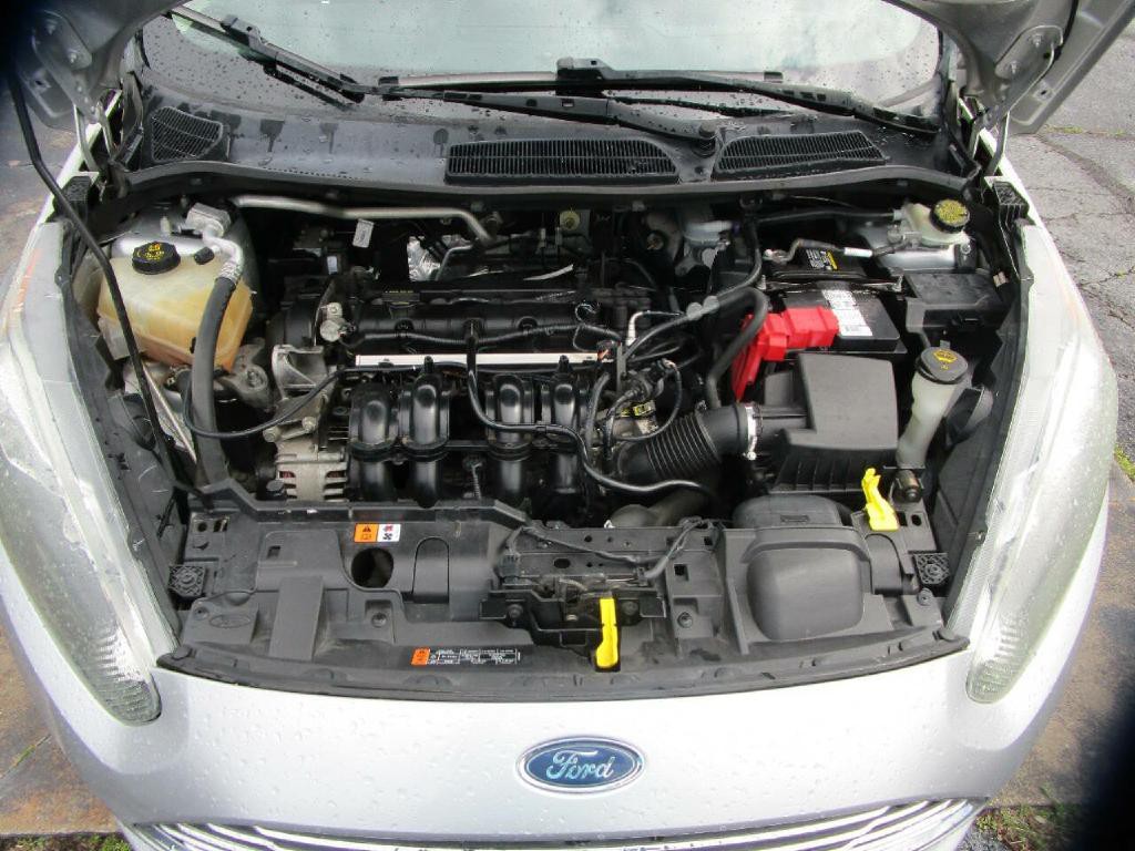 2016 Ford Fiesta Image 22