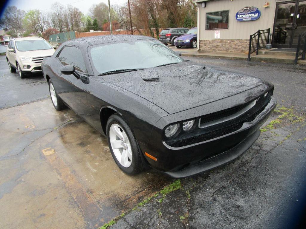 2013 Dodge Challenger Image 4