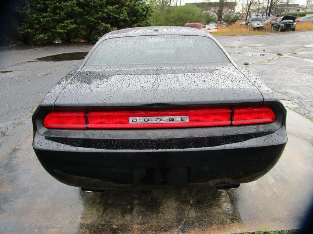 2013 Dodge Challenger Image 7