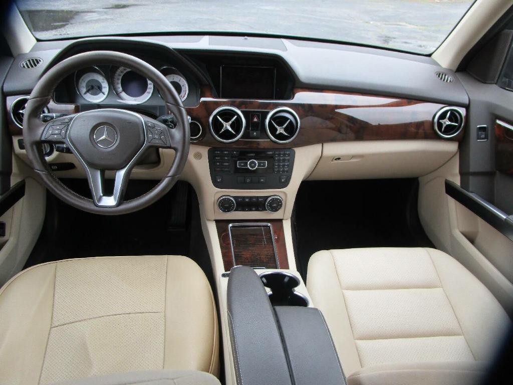 2013 Mercedes-Benz GLK-Class Image 9