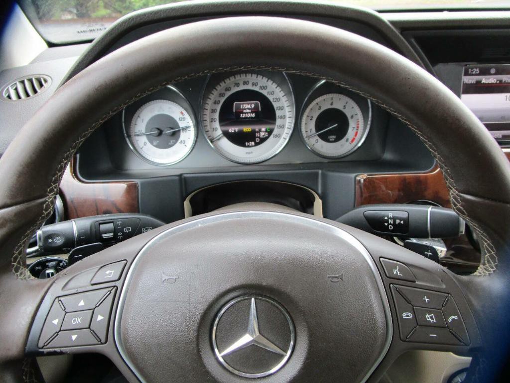 2013 Mercedes-Benz GLK-Class Image 12