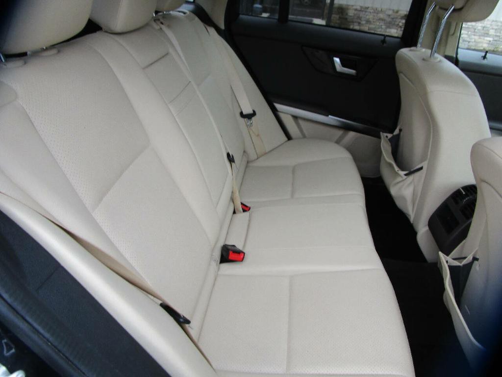 2013 Mercedes-Benz GLK-Class Image 19