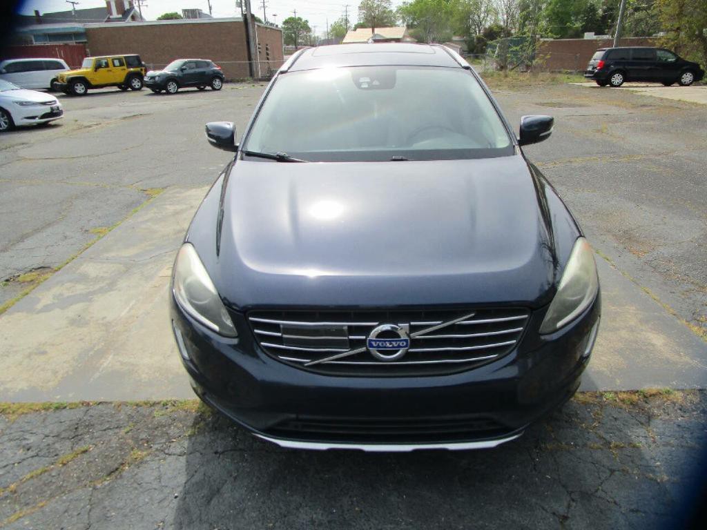 2015 Volvo XC60 Image 3