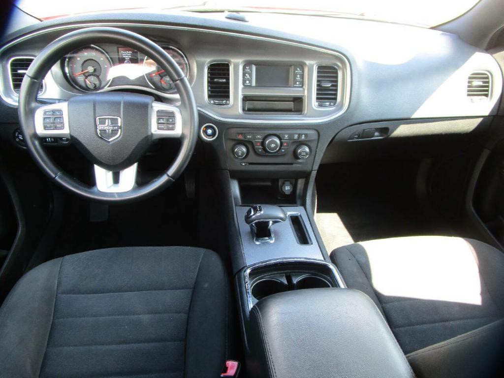 2013 Dodge Charger Image 9