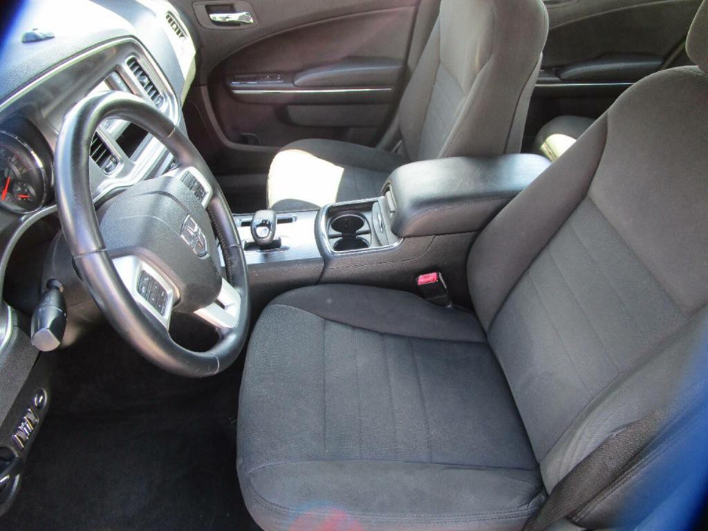 2013 Dodge Charger Image 10