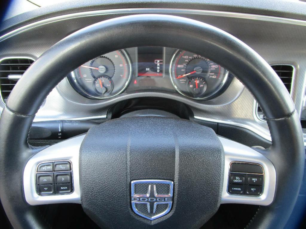 2013 Dodge Charger Image 12