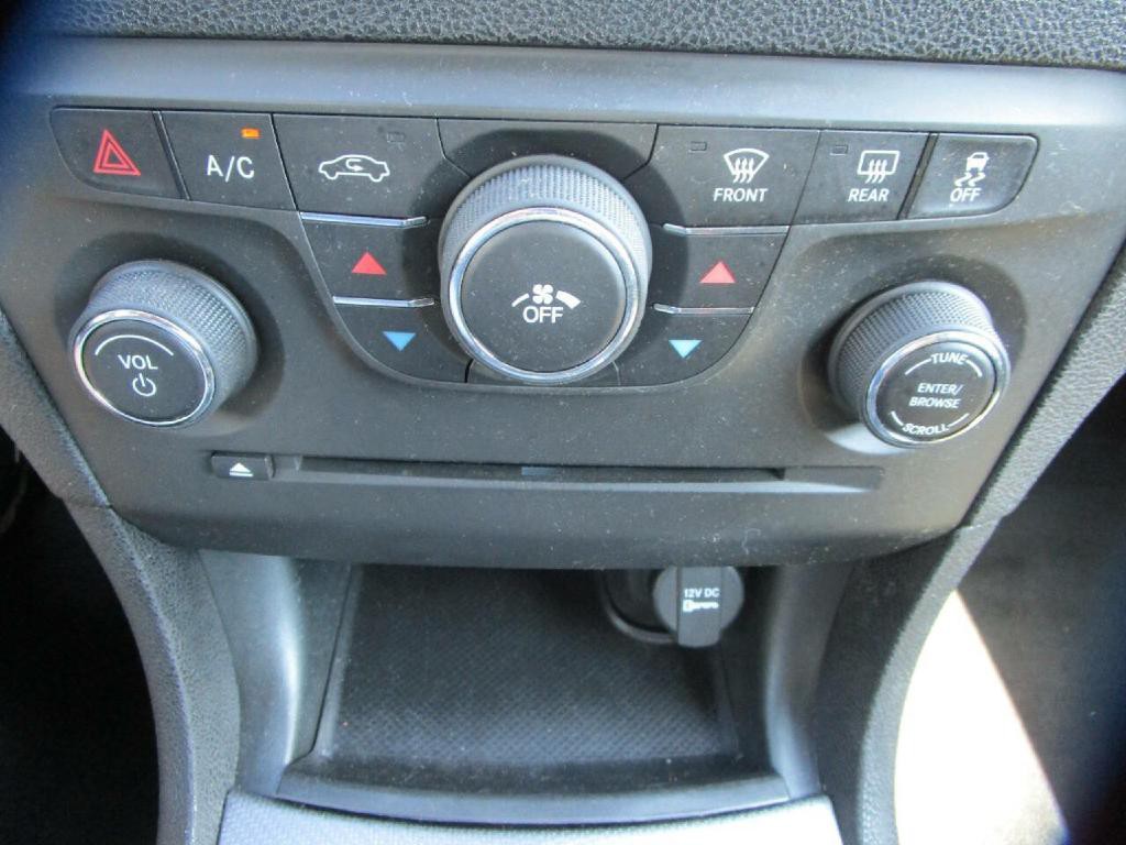 2013 Dodge Charger Image 15