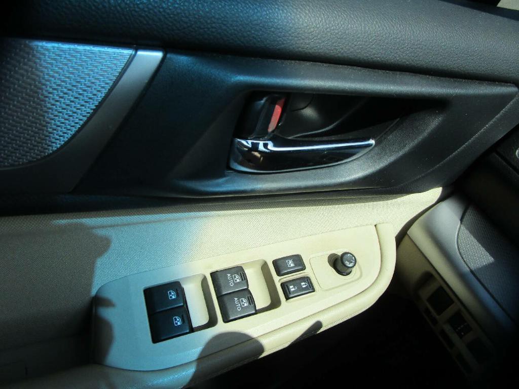 2015 Subaru Outback Image 11