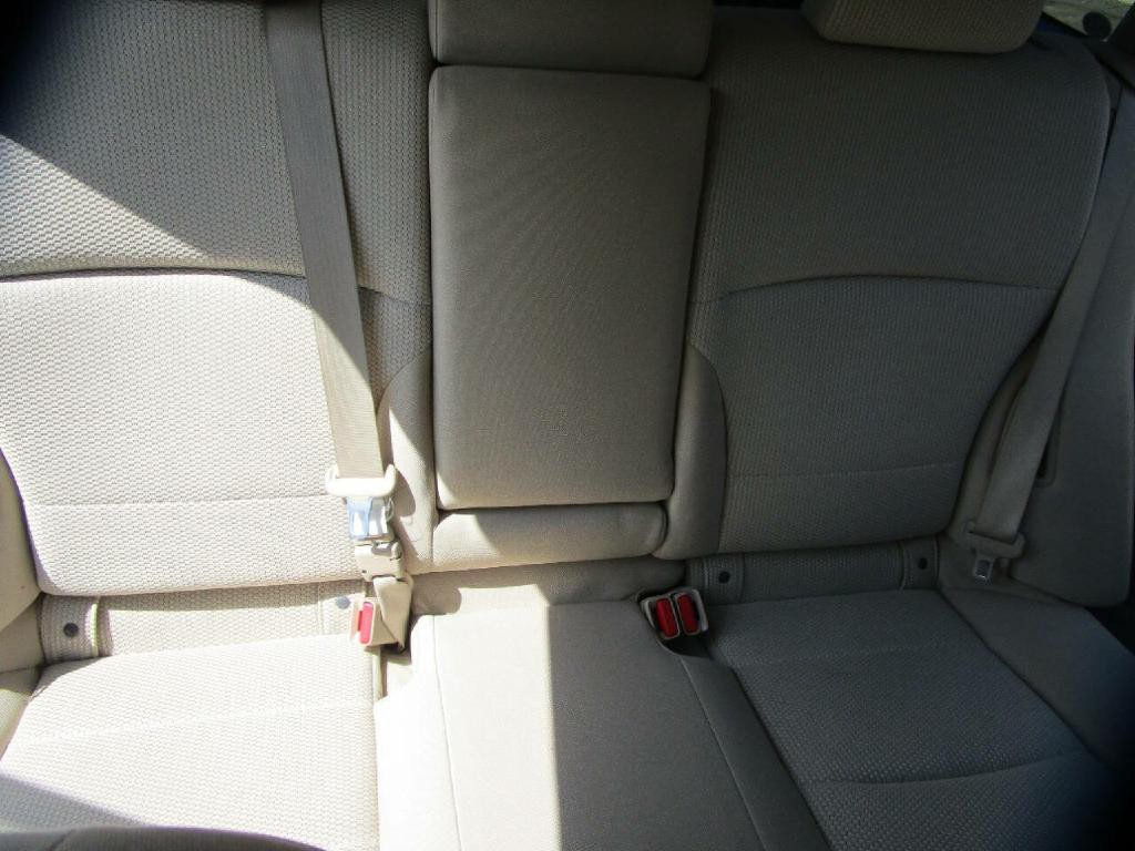 2015 Subaru Outback Image 19