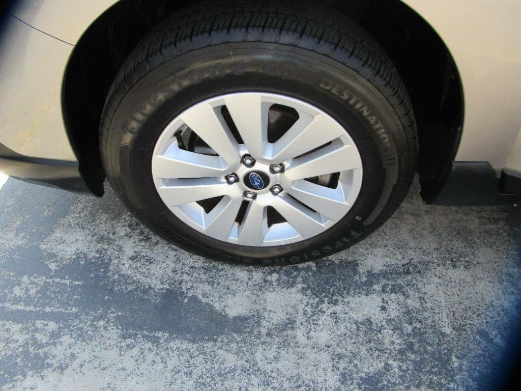 2015 Subaru Outback Image 22