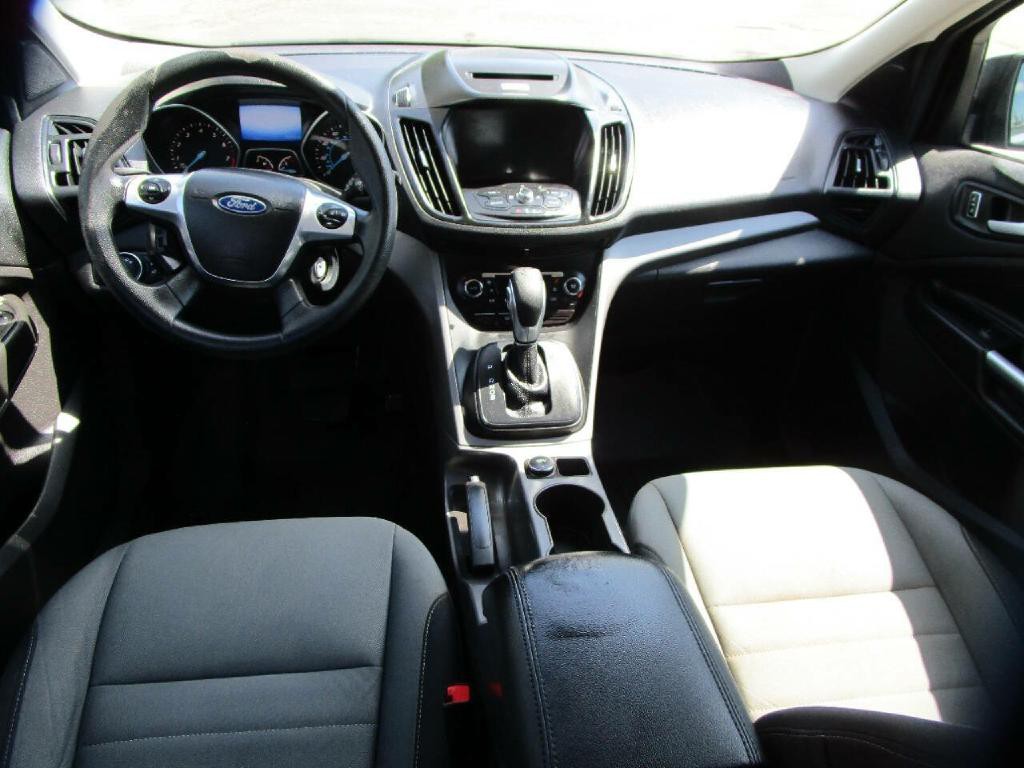 2015 Ford Escape Image 9