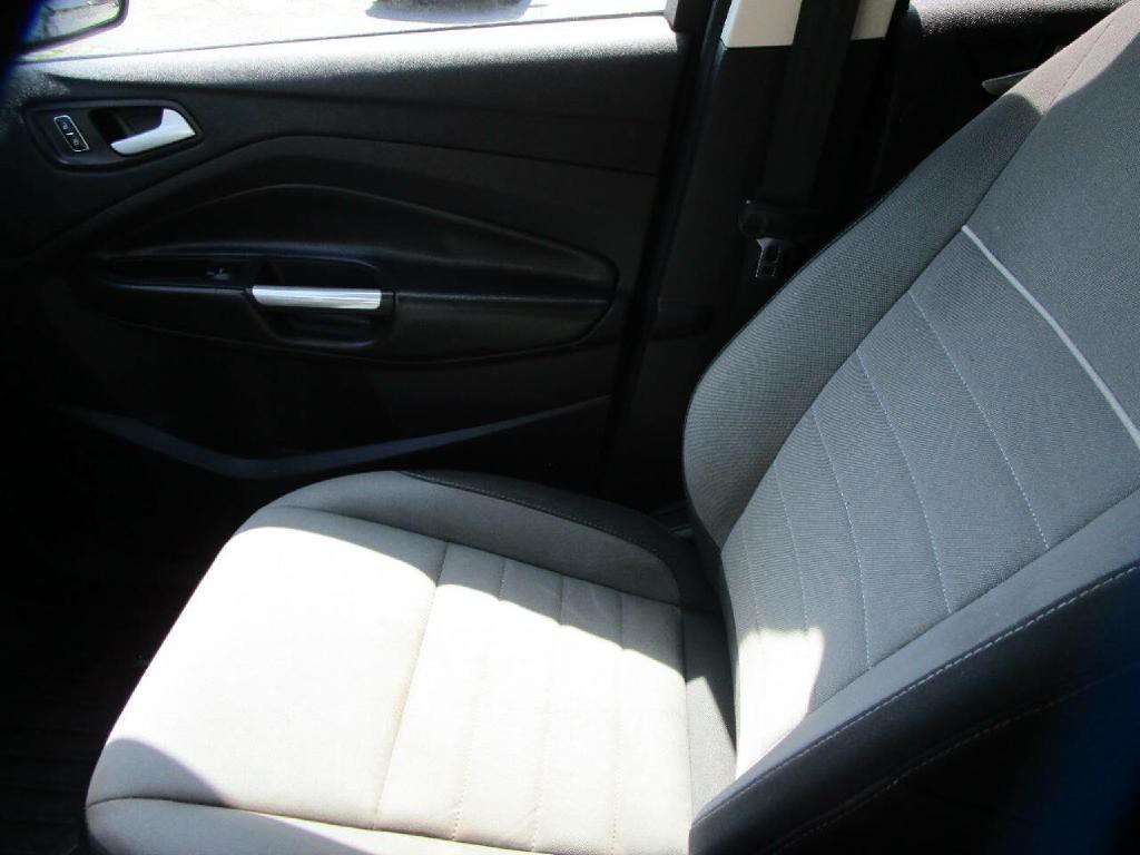2015 Ford Escape Image 16