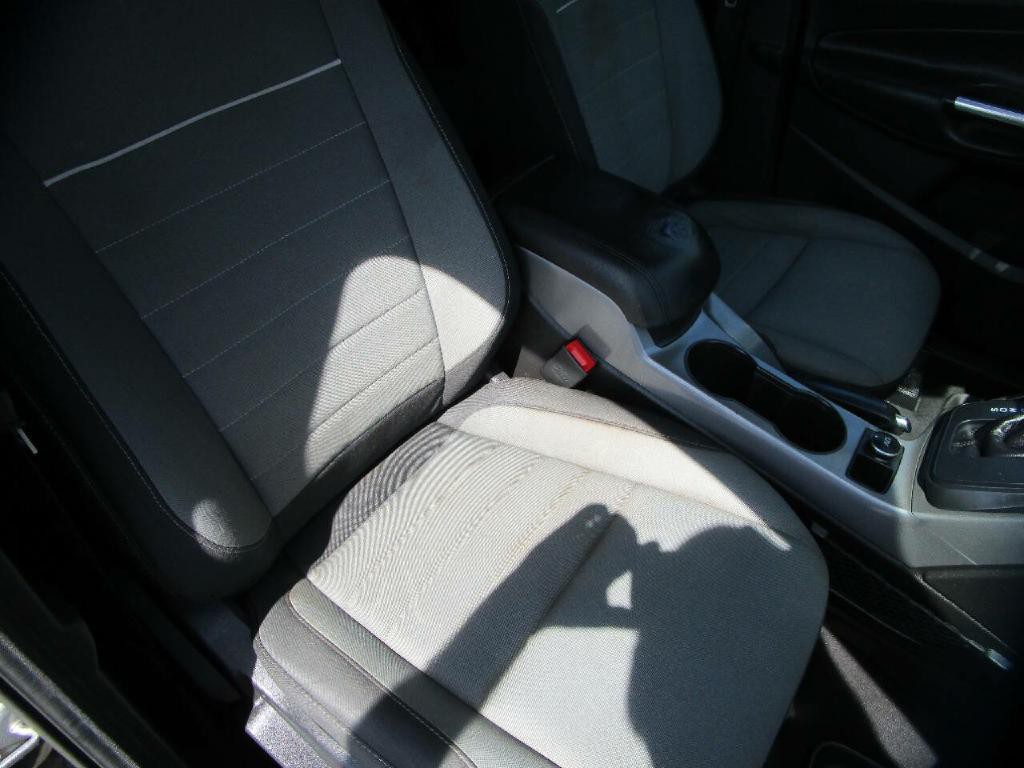 2015 Ford Escape Image 20
