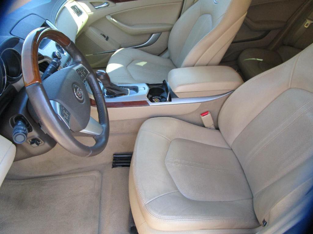 2013 Cadillac CTS Image 10