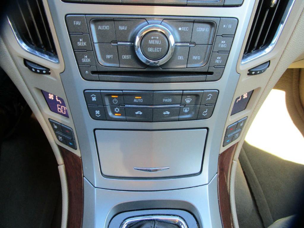 2013 Cadillac CTS Image 16