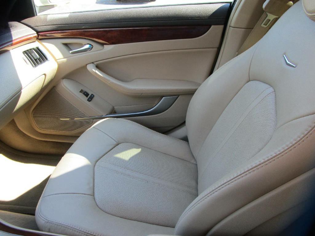 2013 Cadillac CTS Image 17