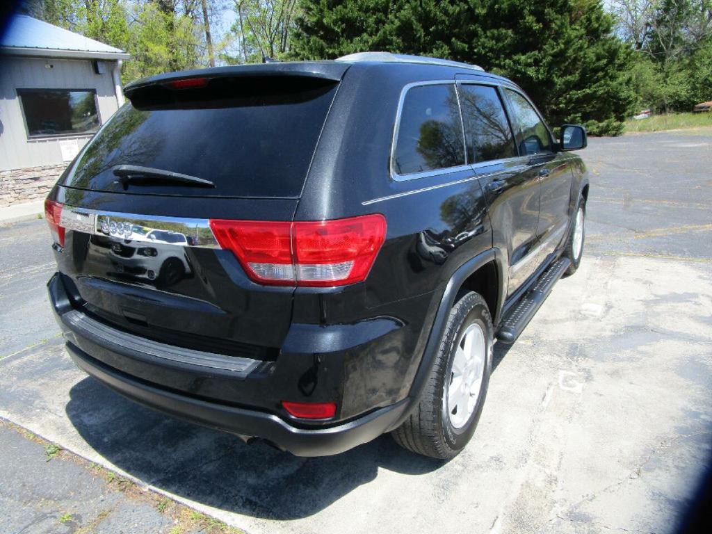 2012 Jeep Grand Cherokee Image 8