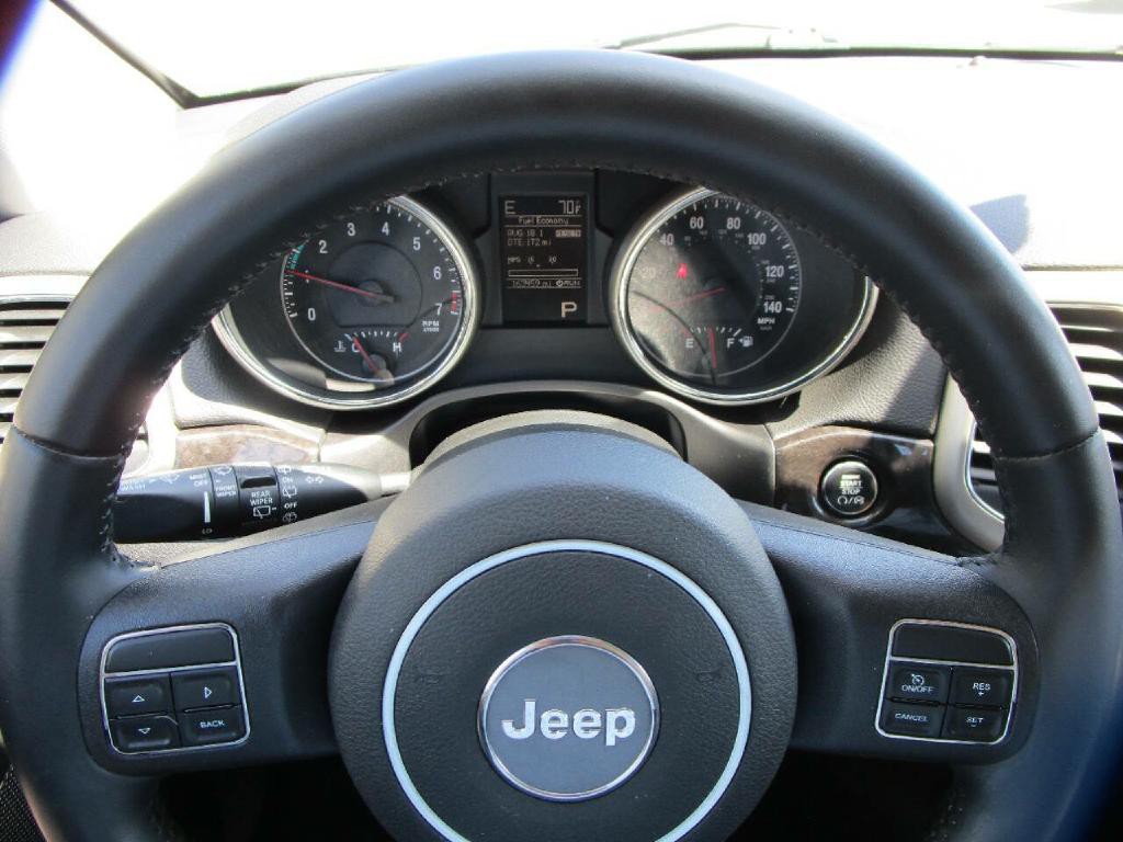 2012 Jeep Grand Cherokee Image 11