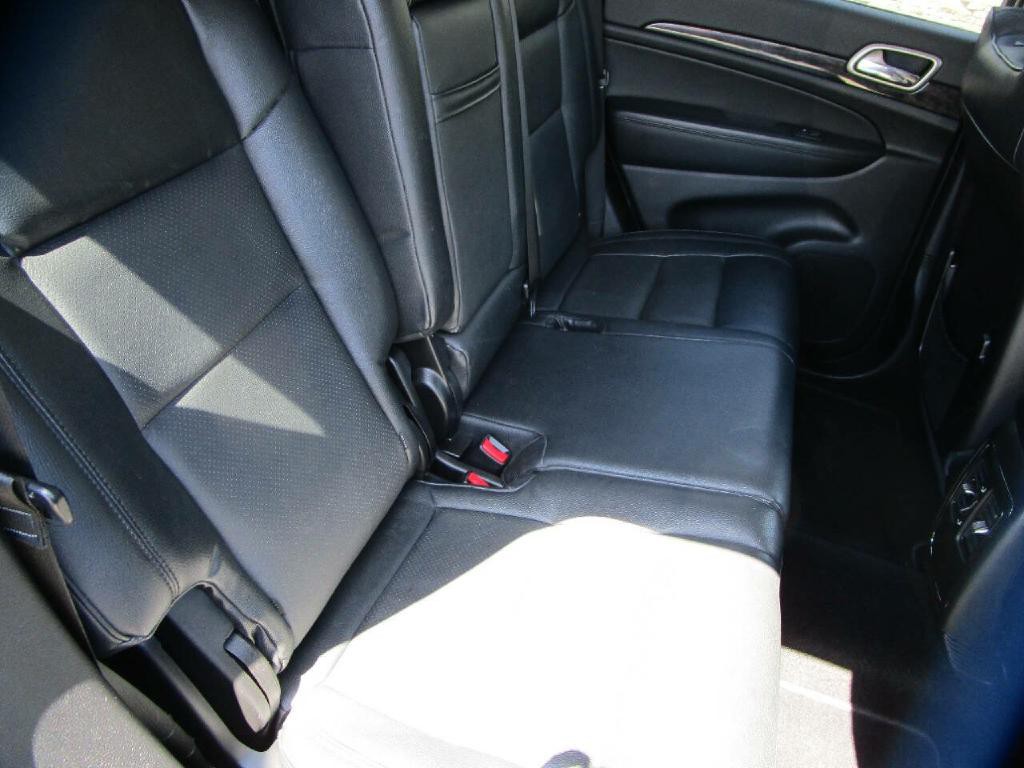 2012 Jeep Grand Cherokee Image 23