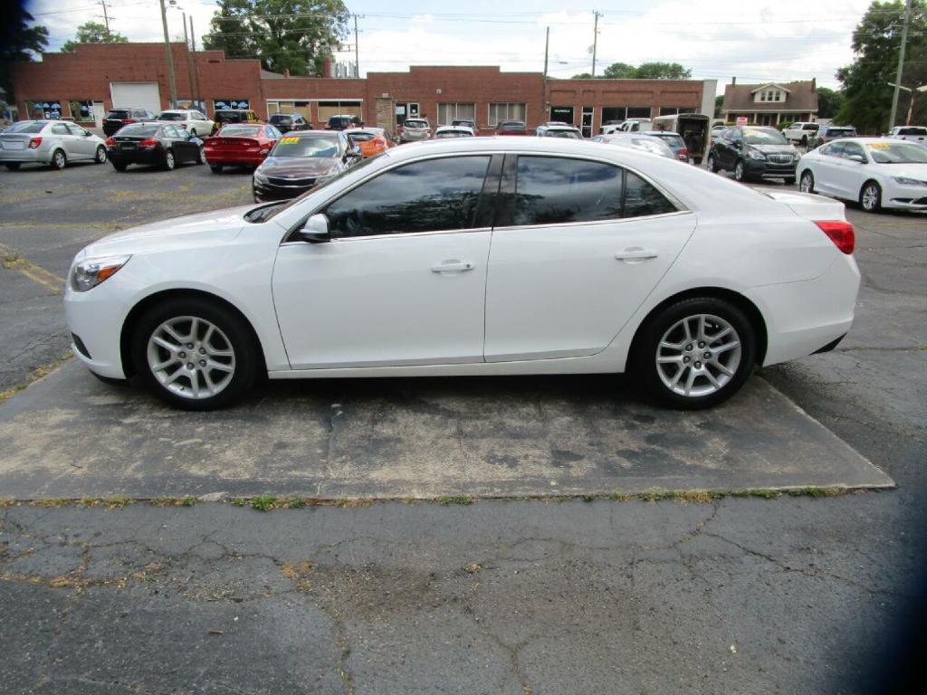 2013 Chevrolet Malibu Image 5