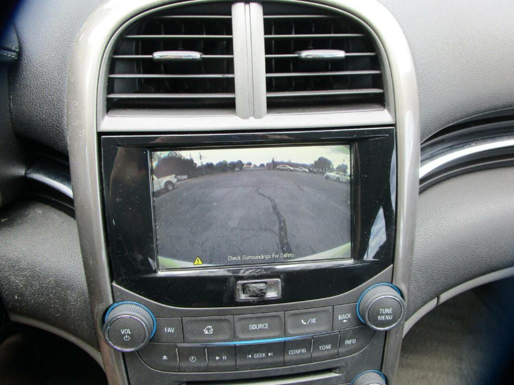 2013 Chevrolet Malibu Image 14