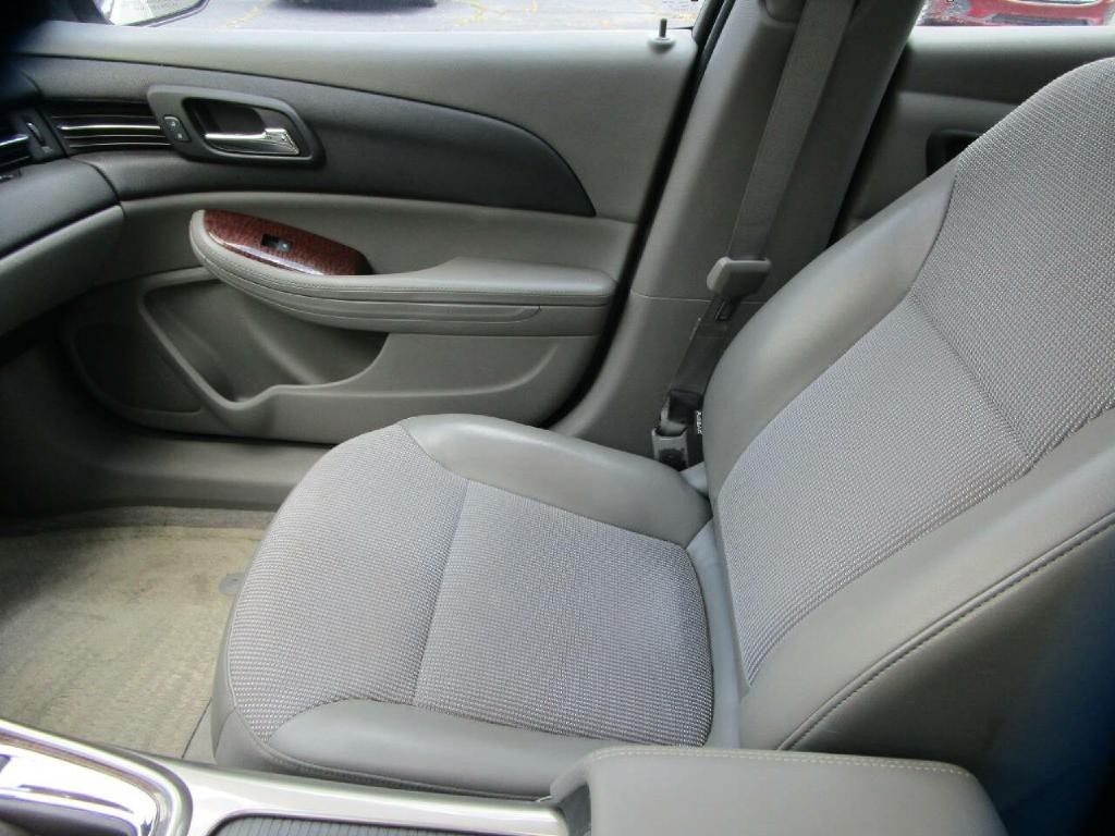 2013 Chevrolet Malibu Image 18