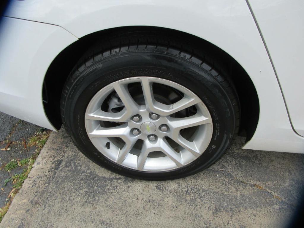 2013 Chevrolet Malibu Image 23