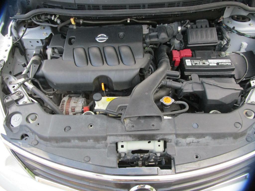 2011 Nissan Versa Image 21