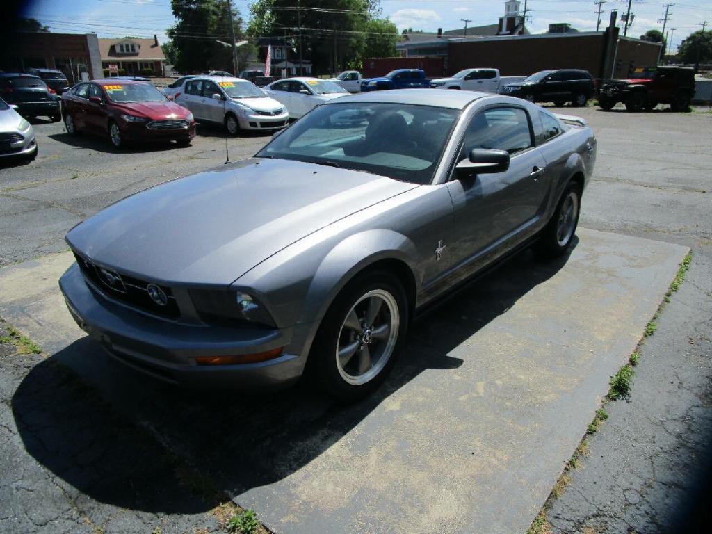 2006 Ford Mustang Image 4