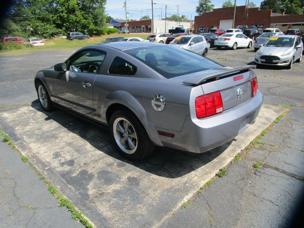 2006 Ford Mustang Image 6