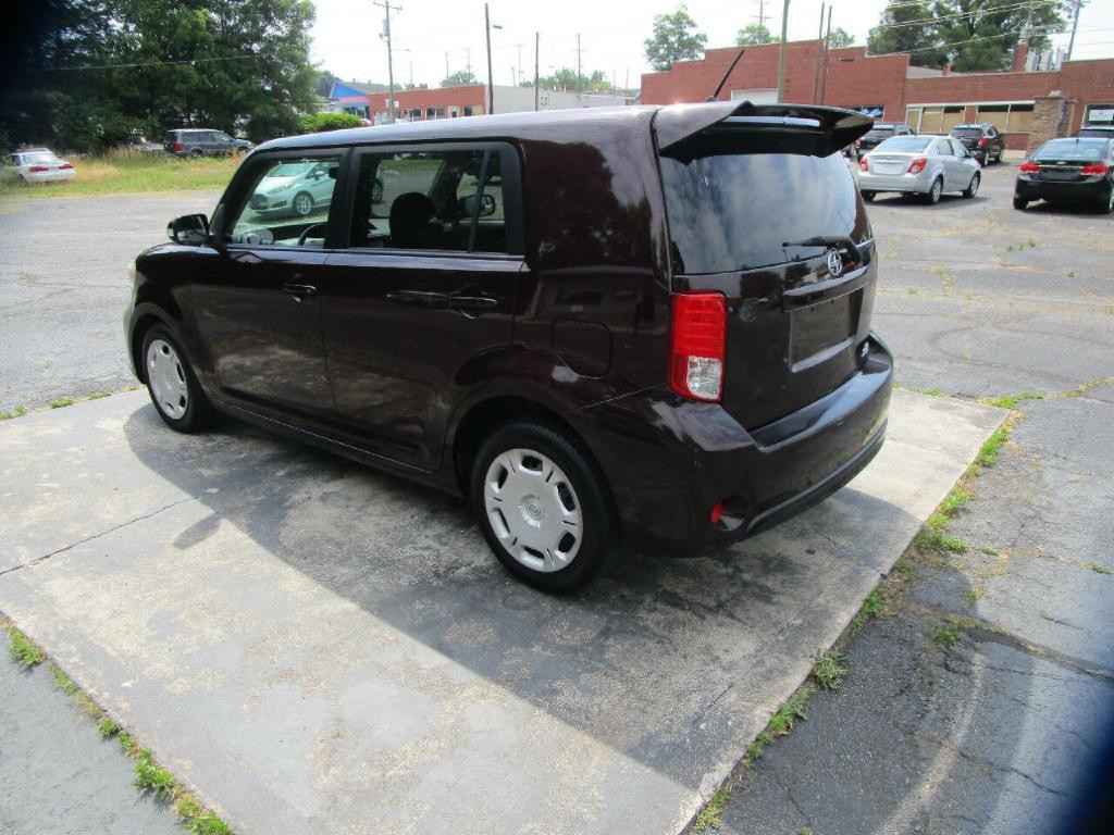 2014 Scion xB Image 6