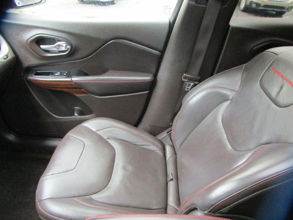 2014 Jeep Cherokee Image 17