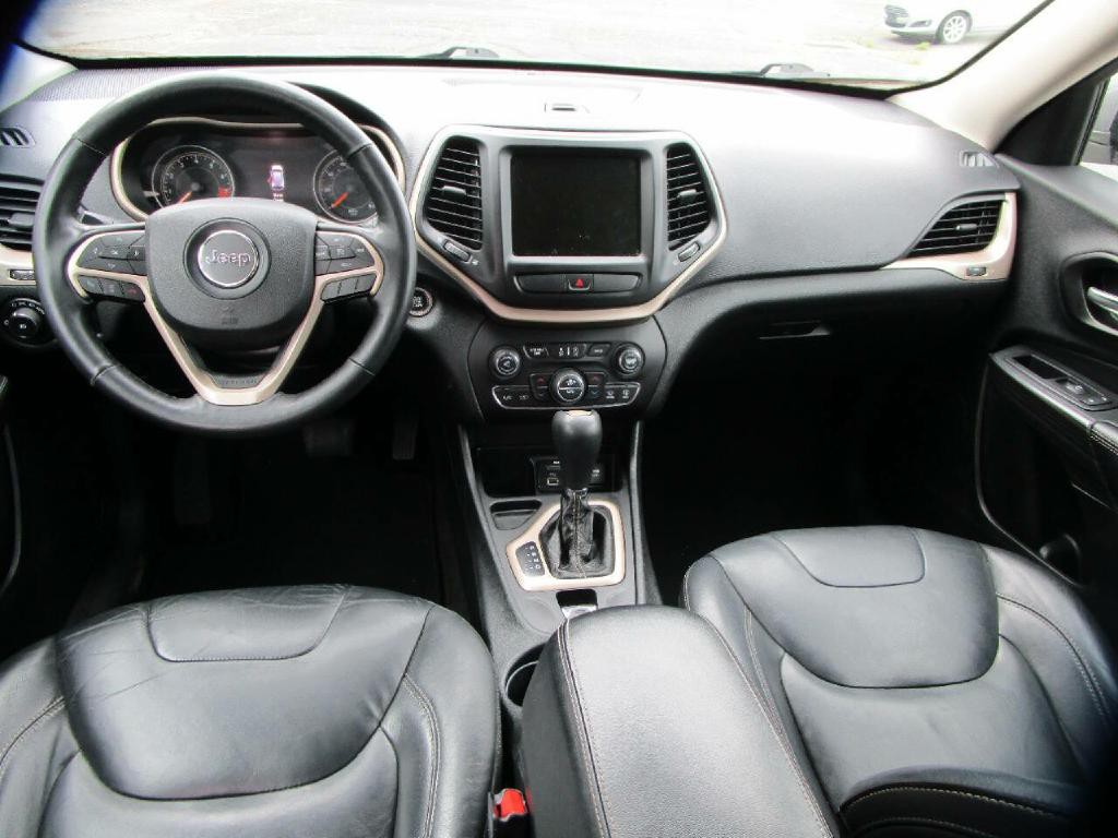 2015 Jeep Cherokee Image 9
