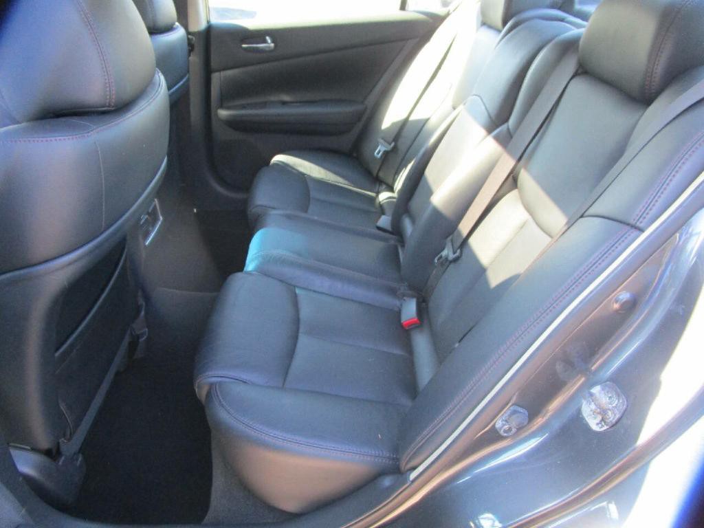 2009 Nissan Maxima Image 20