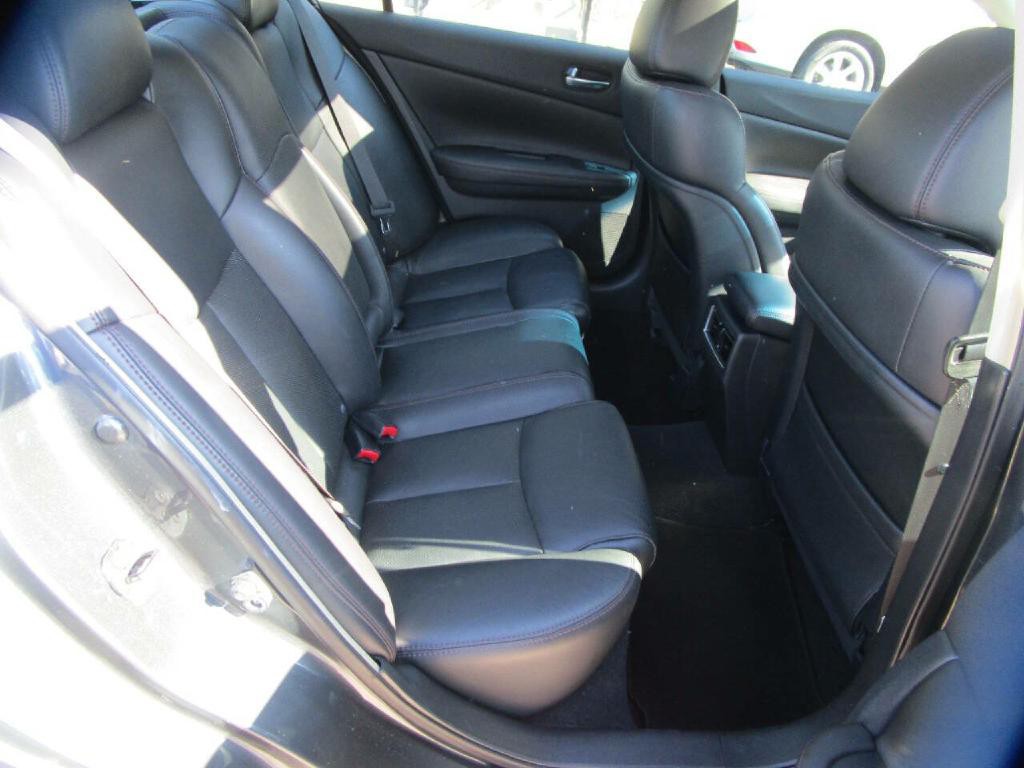 2009 Nissan Maxima Image 22