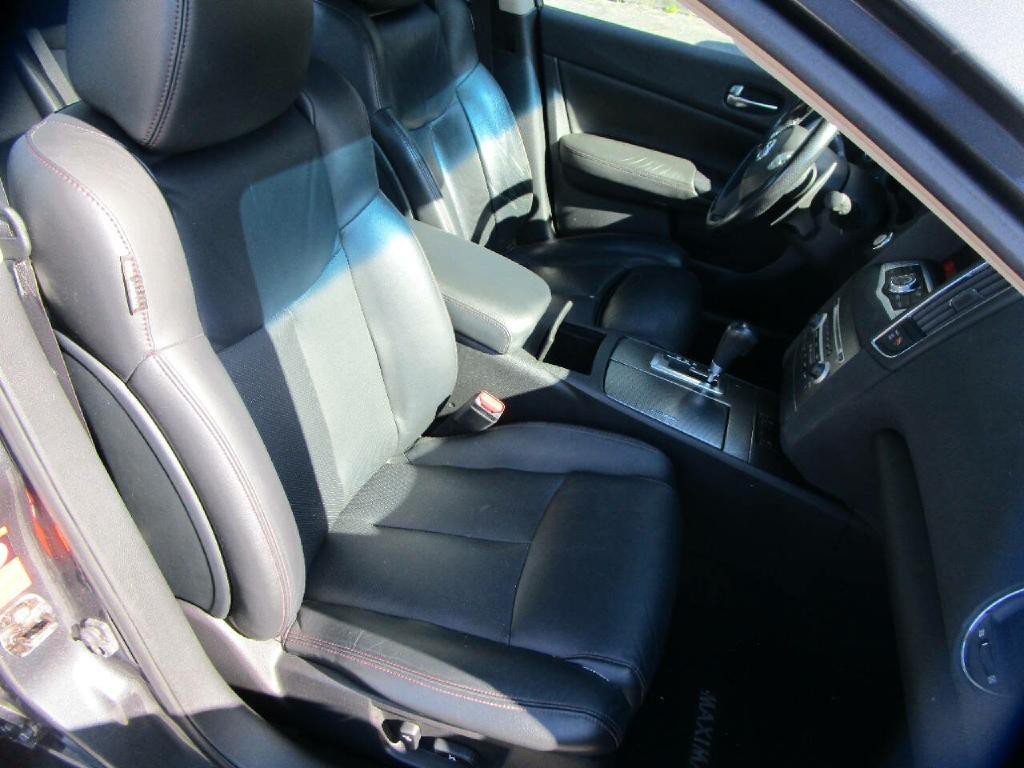 2009 Nissan Maxima Image 23