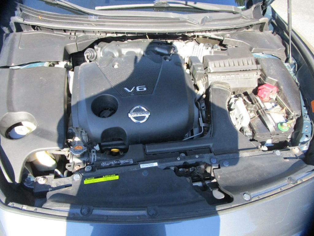 2009 Nissan Maxima Image 25