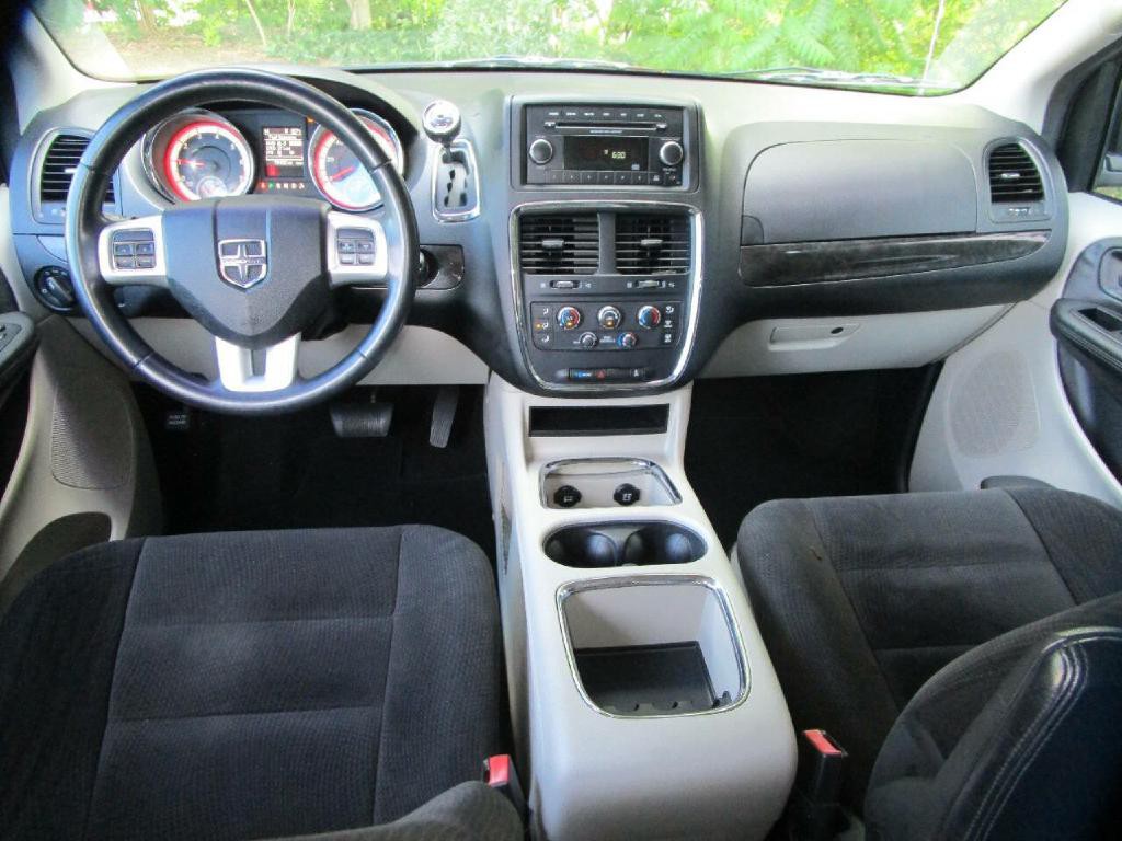 2014 Dodge Grand Caravan Image 9