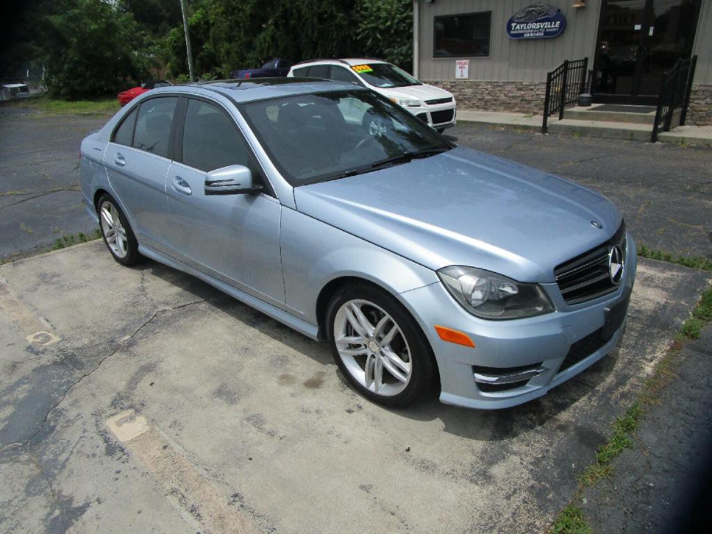 2014 Mercedes-Benz C-Class Image 2
