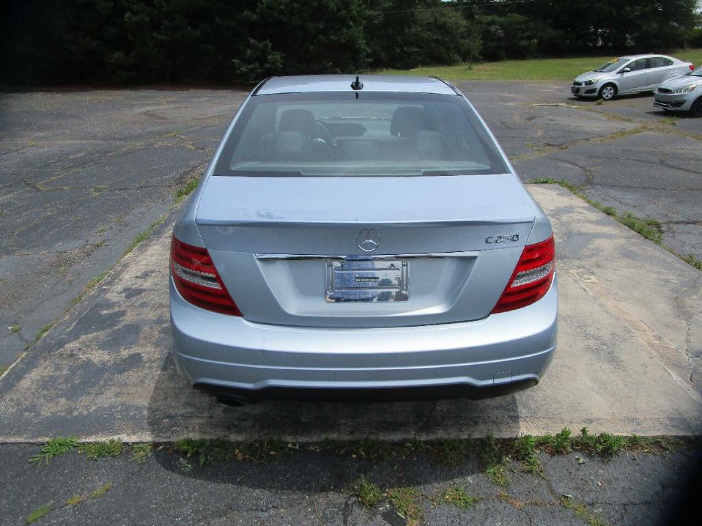 2014 Mercedes-Benz C-Class Image 7