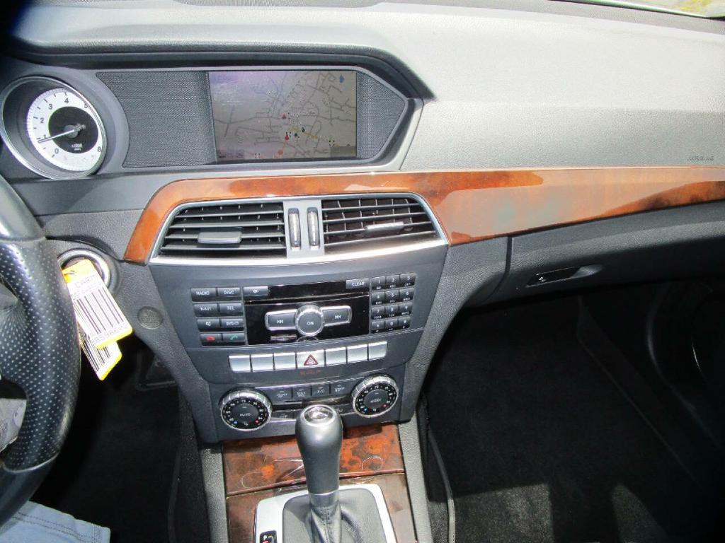 2014 Mercedes-Benz C-Class Image 14