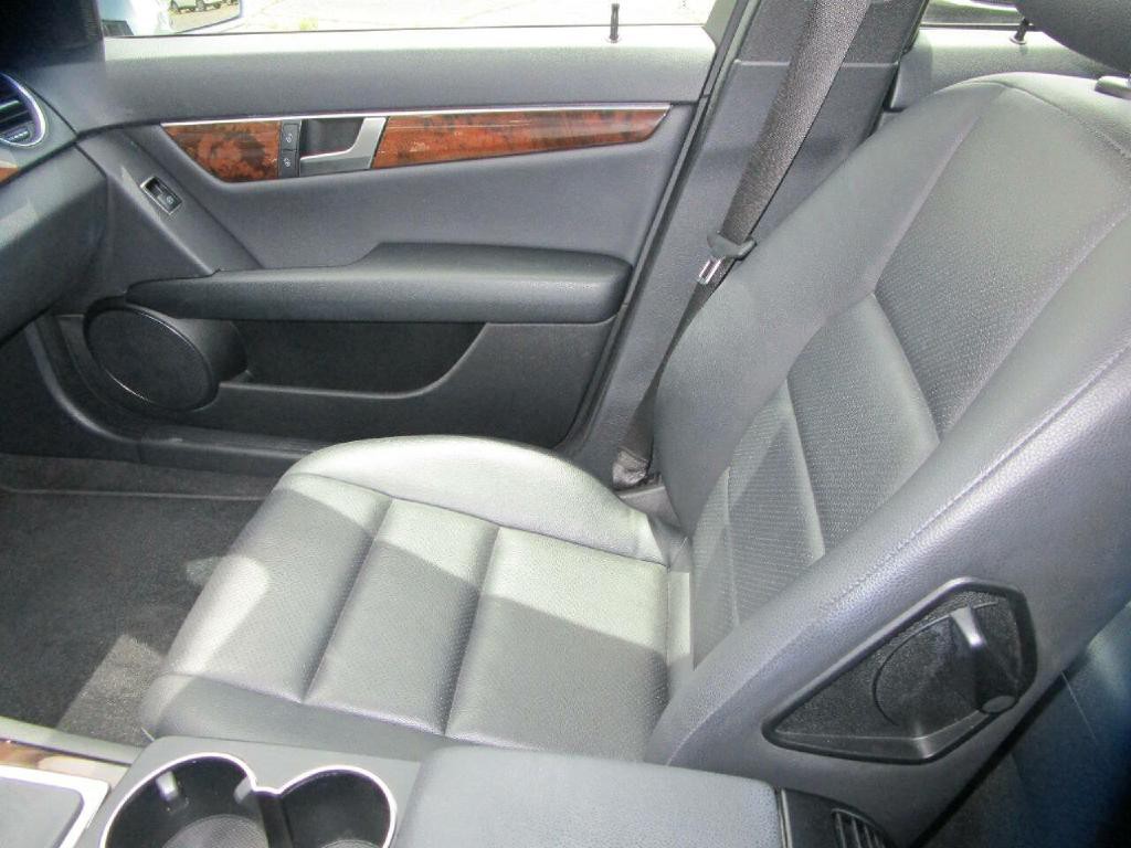 2014 Mercedes-Benz C-Class Image 19