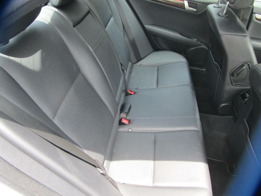 2014 Mercedes-Benz C-Class Image 22